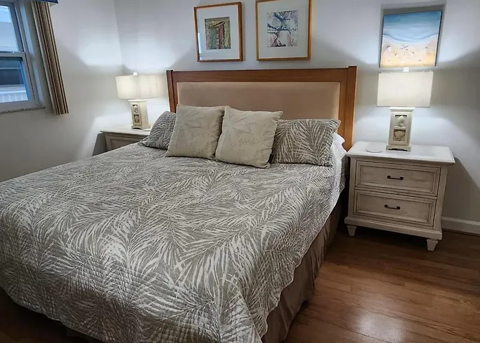 Apartment Ii On The W/intercoastal View Clearwater Beach